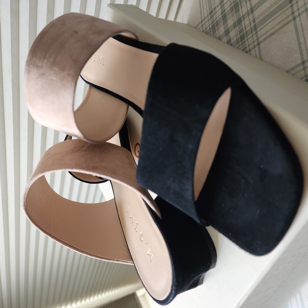 Vince Black and Tan Heels with Two Wide Straps and Open-Toe Design
